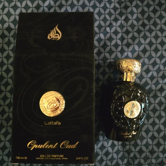 Lattafa Opulent Oud Eau de Parfum - Picture 2 of 4